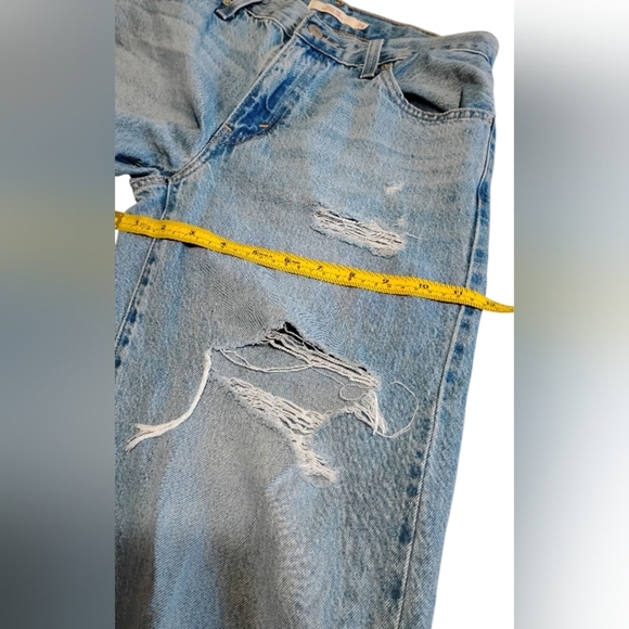 Levi's Premium Baggy Dad | VGUC Distressed Vintage Look And Feel | Size 24 - Picture 11 of 13
